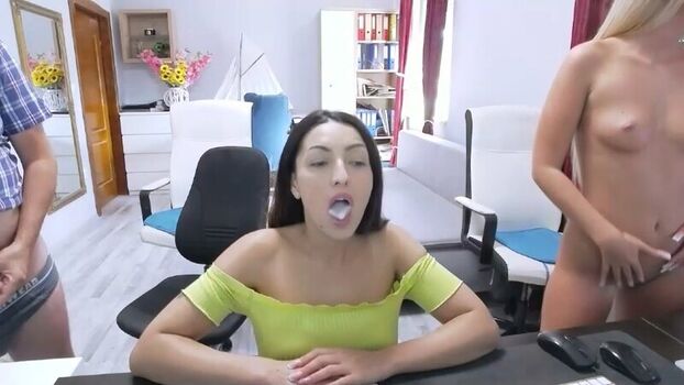 Full leaked Cutekiara page private onlyfans photo