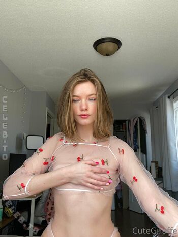 Full leaked Cutegiraffe private onlyfans photo
