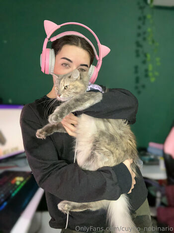 Cuyito nobinario page leaked photo video viral