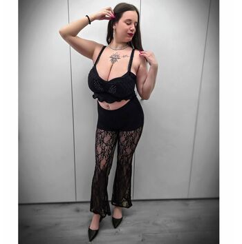 Full leaked Cvale private onlyfans photo
