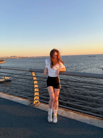 Full leaked D daisy y y private onlyfans photo