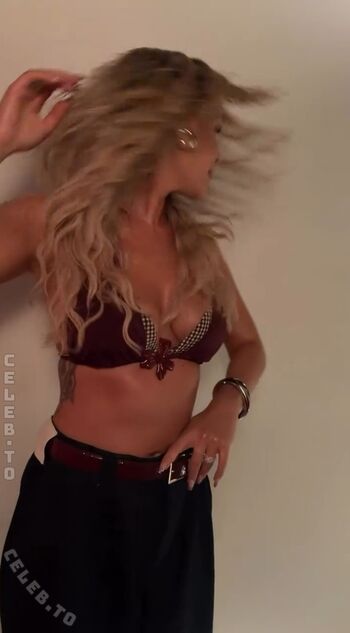 Full leaked Dagi bee private onlyfans photo