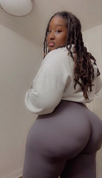 Full leaked Dailease private onlyfans photo