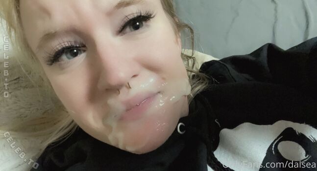 Full leaked Daisea page private onlyfans photo