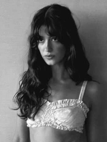 Daisy Edgar-Jones