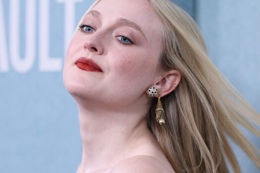 Dakota Fanning