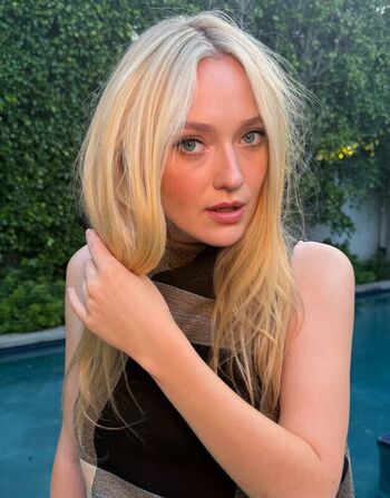 Dakota Fanning