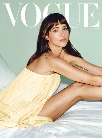 Dakota Johnson