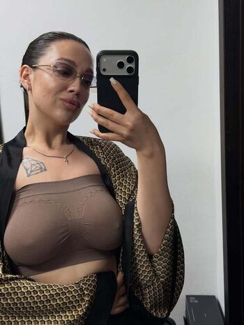 Dama_08888