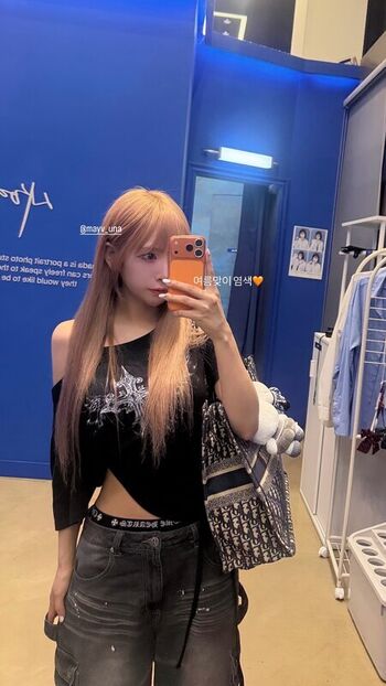 dami_amond