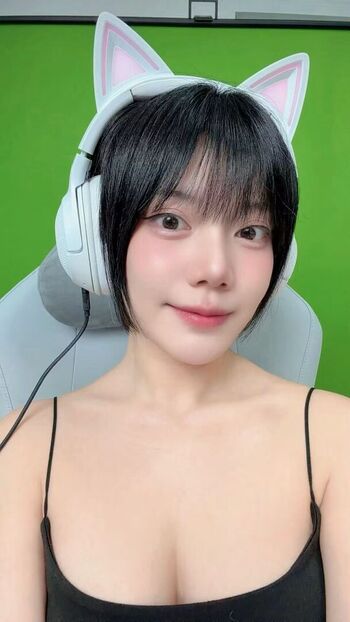 Full leaked Dangomeaw private onlyfans photo