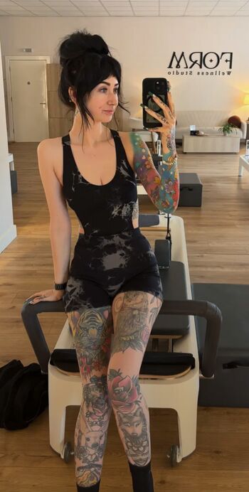 Full leaked Danielle hunt page private onlyfans photo