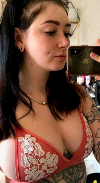 Full leaked Danielle hunt private onlyfans photo