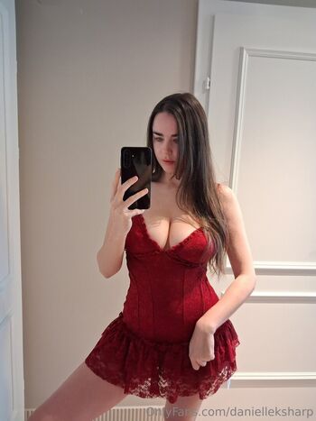 Full leaked Daniimee  page private onlyfans photo