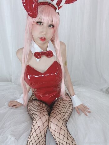 Full leaked Danisaurz page private onlyfans photo