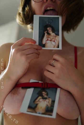 Full leaked Daria aref page private onlyfans photo