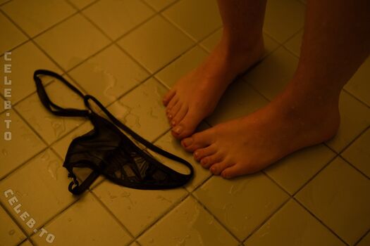 Full leaked Daria aref page private onlyfans photo