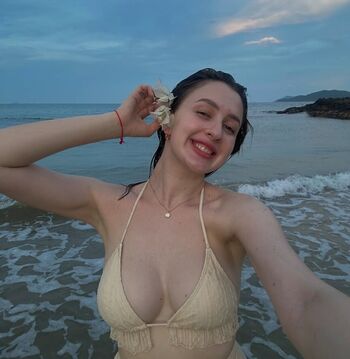 Full leaked Darina vekua private onlyfans photo