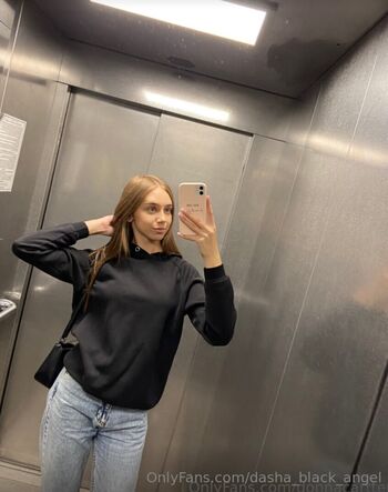 Full leaked Dasha black angel private onlyfans photo