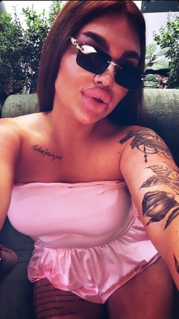 Full leaked Dashaaaa private onlyfans photo