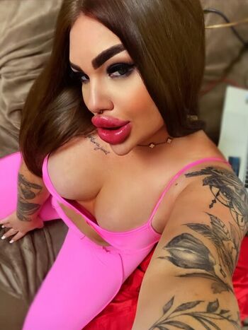 Full leaked Dashaaaa private onlyfans photo