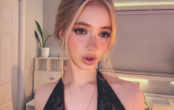 Full leaked Dashurkai private onlyfans photo