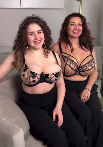 Full leaked Daughter mother private onlyfans photo