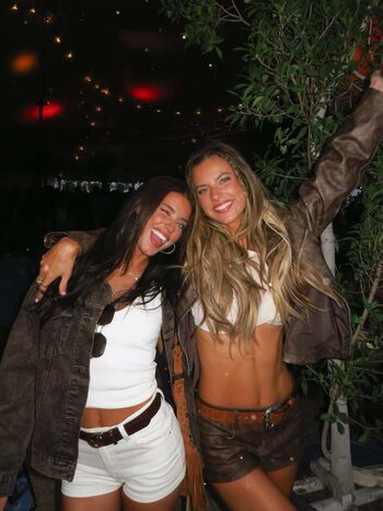 Full leaked Davis sisters private onlyfans photo
