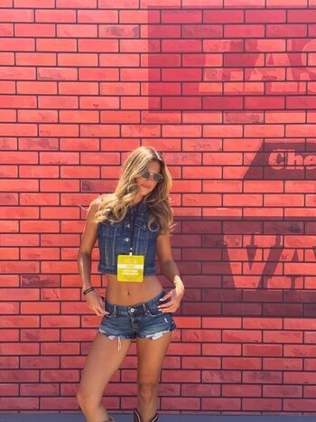 Full leaked Davis sisters private onlyfans photo