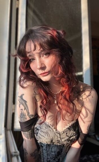 Full leaked Deadmiette private onlyfans photo