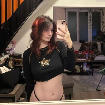 Full leaked Deadmiette private onlyfans photo