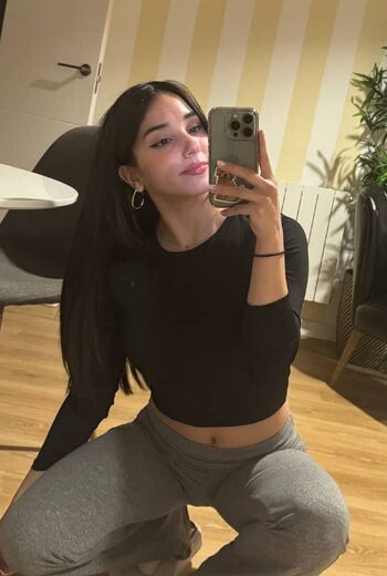 Full leaked Deargia page private onlyfans photo