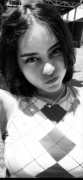 Full leaked Debainilla private onlyfans photo