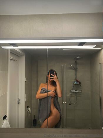 Full leaked Debora gabriella private onlyfans photo