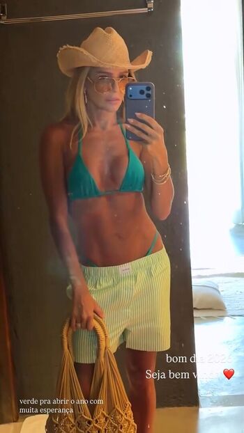 Full leaked Deborah secco page private onlyfans photo