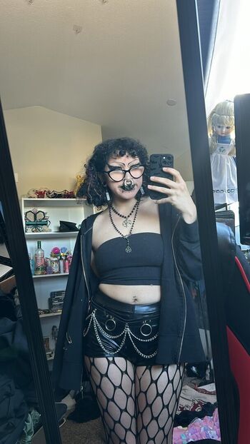 Full leaked Decayingdaf private onlyfans photo