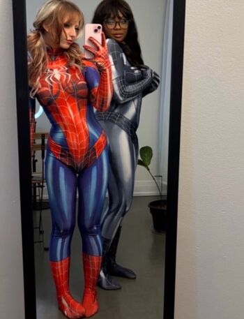 Full leaked Decayingpeach private onlyfans photo