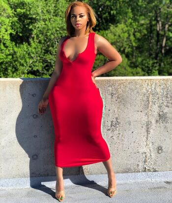 Full leaked Dee lanee private onlyfans photo