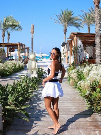 Full leaked Deema al asadi private onlyfans photo