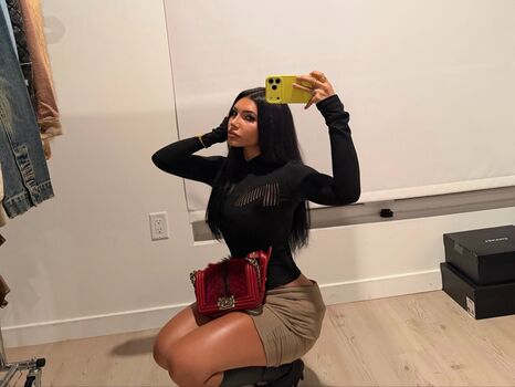 Full leaked Deemah private onlyfans photo