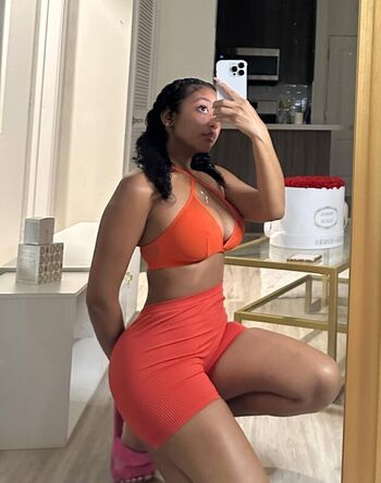 Full leaked Dejarennae private onlyfans photo