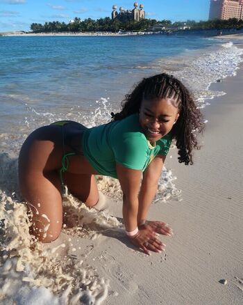 Full leaked Dejarennae private onlyfans photo