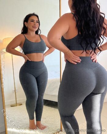Full leaked Della rae private onlyfans photo