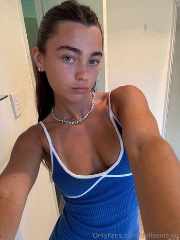 Full leaked Dellasinclair private onlyfans photo