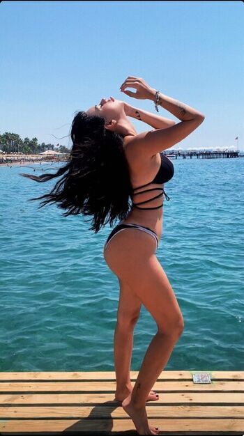 Full leaked Demet ozturk page private onlyfans photo