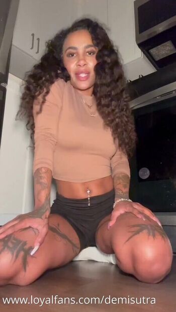 Demi Sutra
