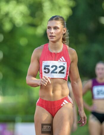 Demi Van Den Wildenberg