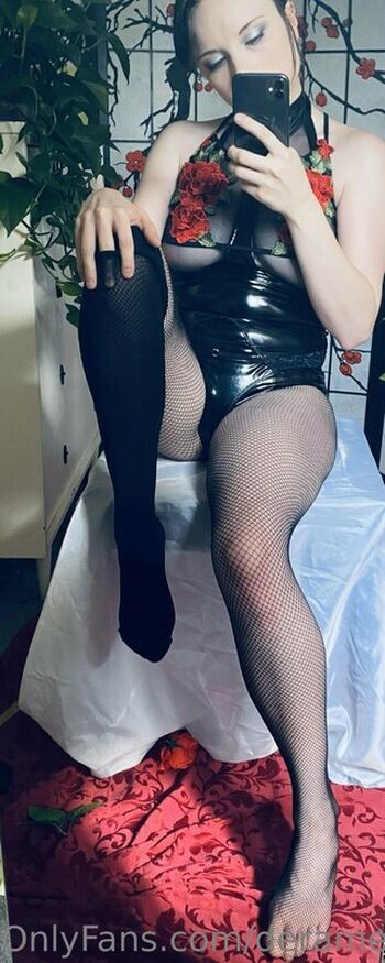 Full leaked Dera megurine private onlyfans photo