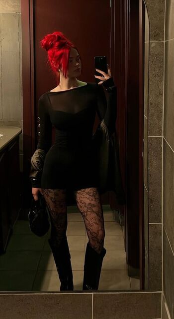 Full leaked Derya akarsu page private onlyfans photo