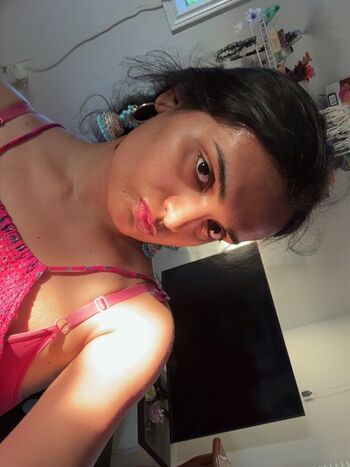 Full leaked Desiaurora private onlyfans photo